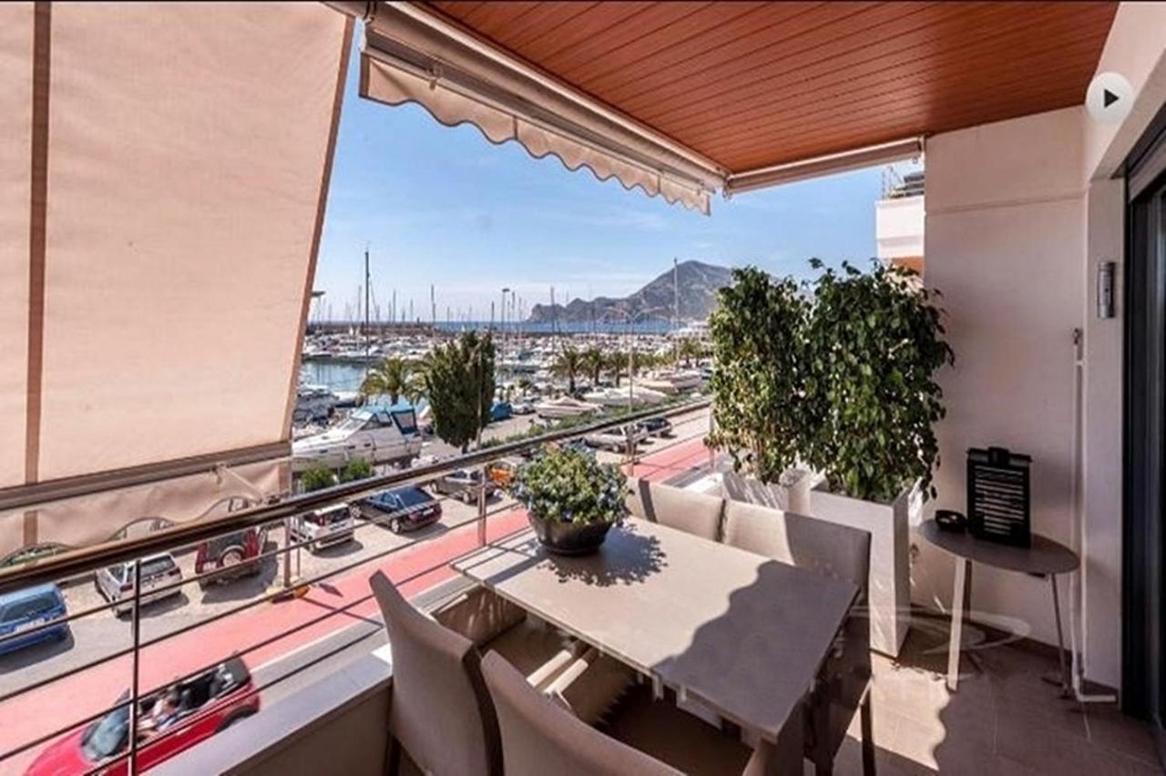 Luxe Vakantieappartement Aan De Jachthaven Van Altea Met Frontaal Zeezicht Exterior foto